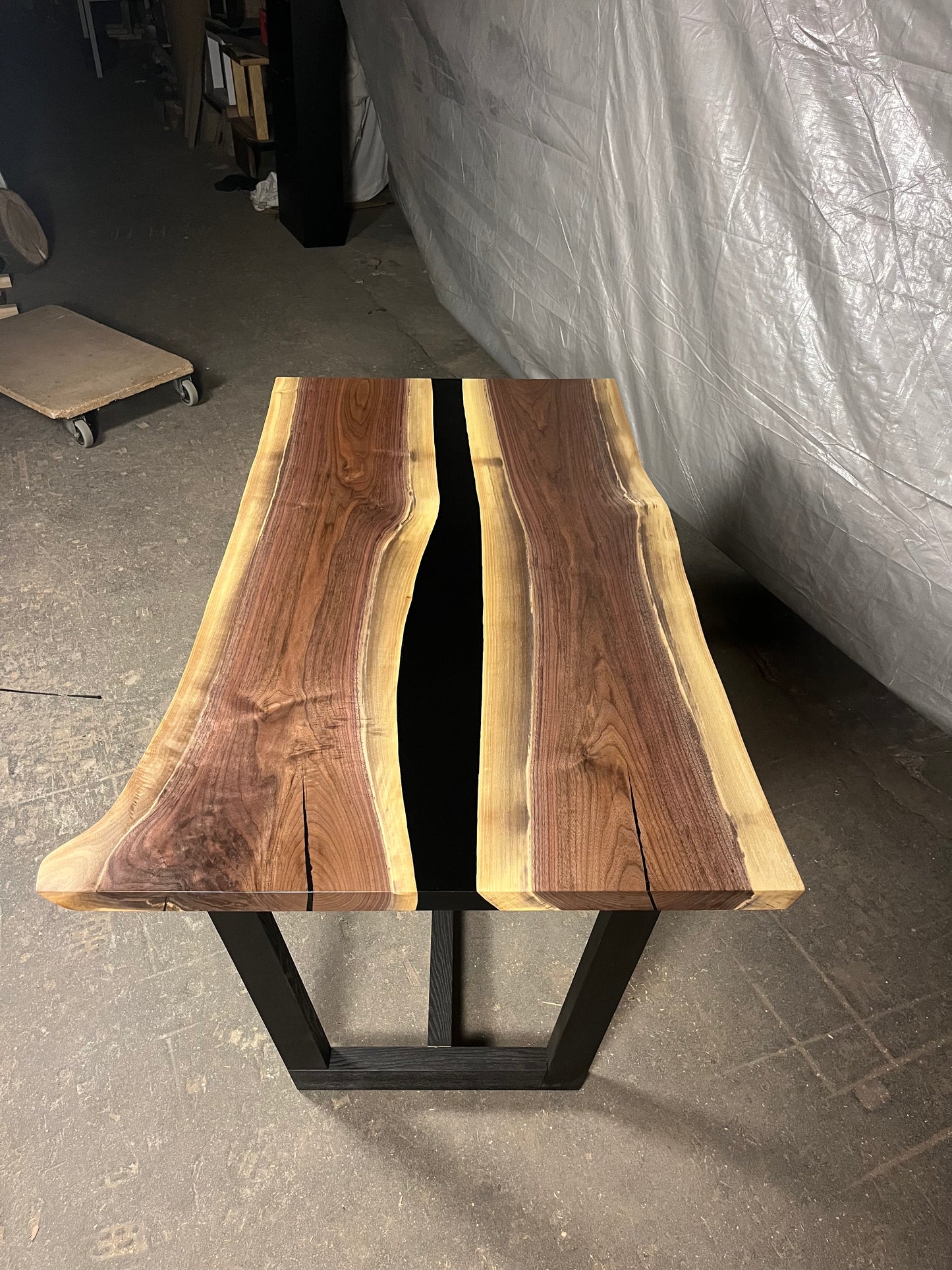 Jídelní stůl Black Walnut